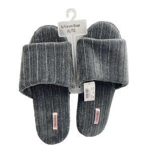 Women’s slippers XL Brand New with tags!